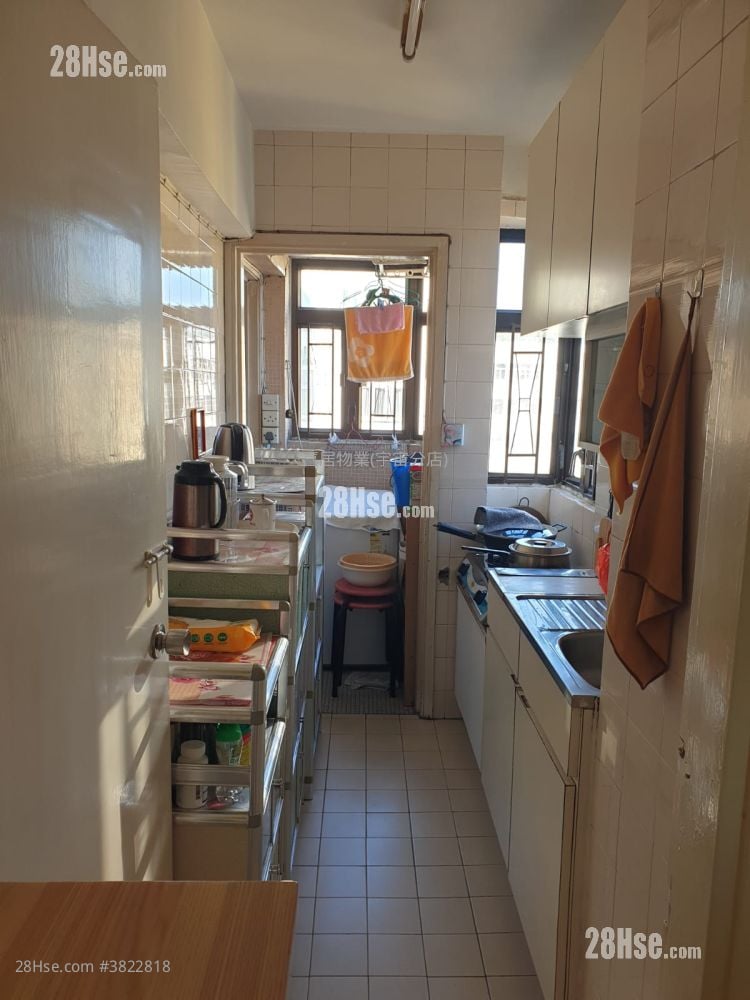 Peony Court Sell 2 Bedrooms , 1 Bathroom 290 ft²