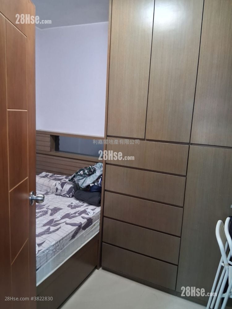 Ying Ming Court Sell 2 Bedrooms 401 ft²