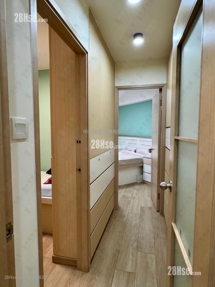 Yuk Ming Court Sell 3 Bedrooms , 1 Bathroom