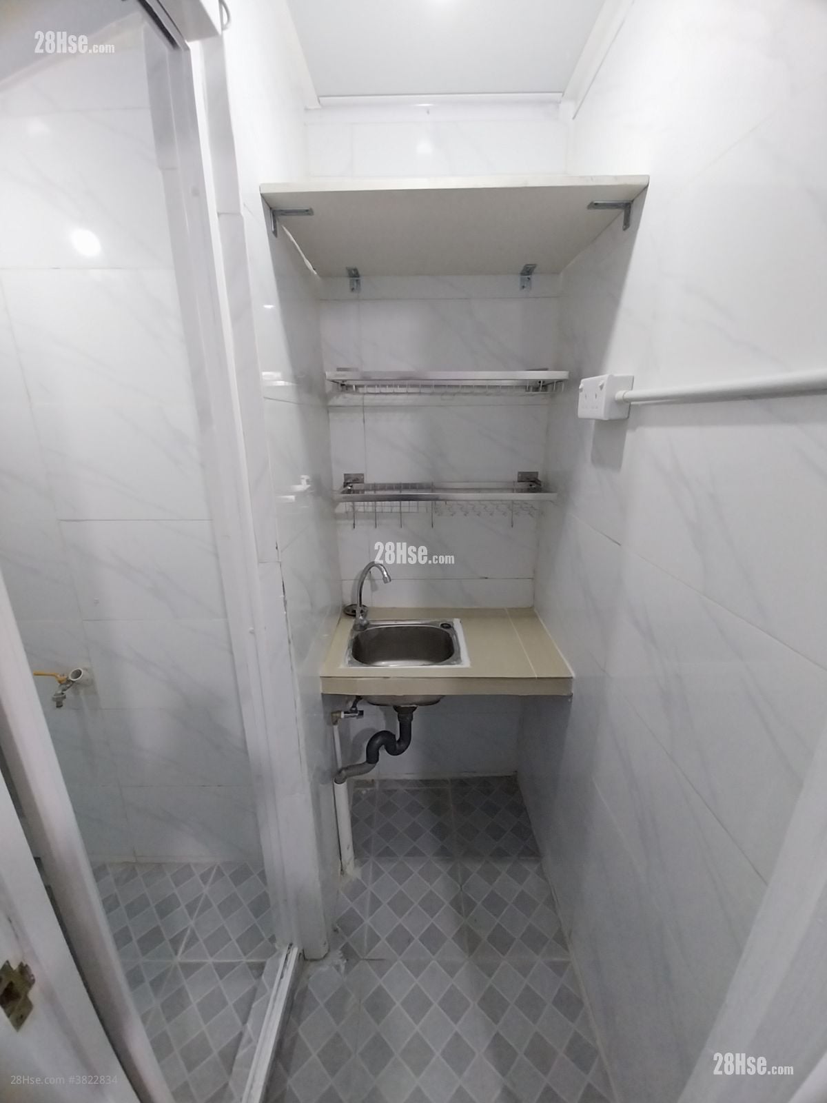 泥圍 租盤 1 房 , 1 浴室 150 平方呎