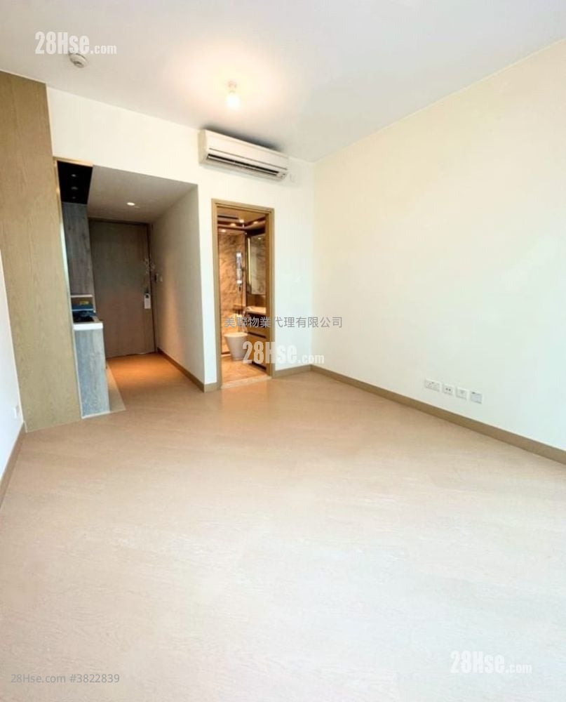 Grand Victoria Sell 1 Bathroom 278 ft²