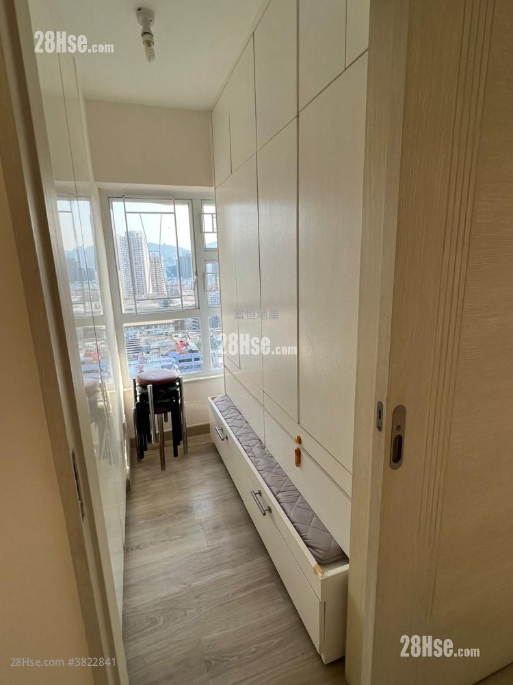 Bailey Garden Sell 3 Bedrooms , 2 Bathrooms 501 ft²