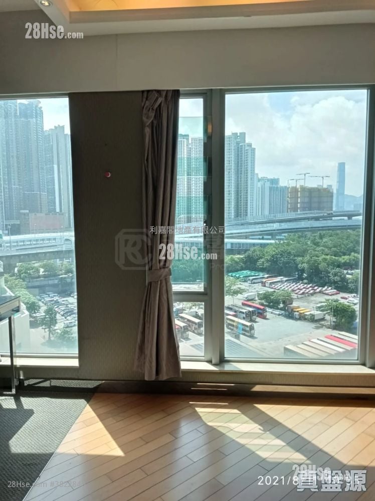 Manhattan Hill Sell 3 Bedrooms , 3 Bathrooms 888 ft²