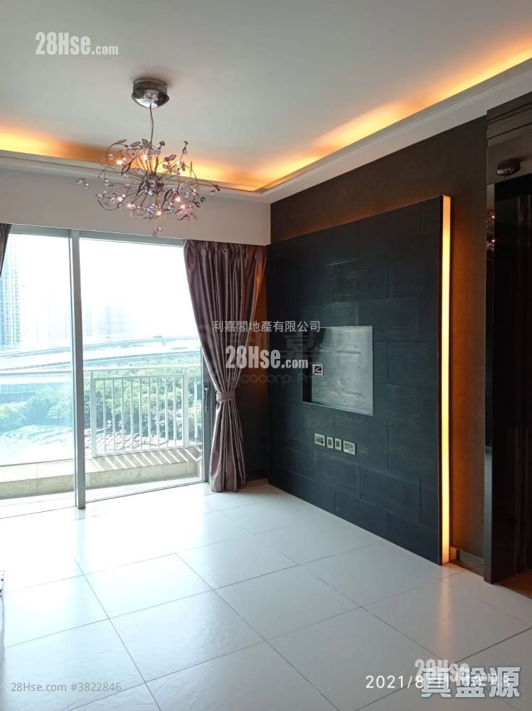 Manhattan Hill Sell 3 Bedrooms , 3 Bathrooms 888 ft²