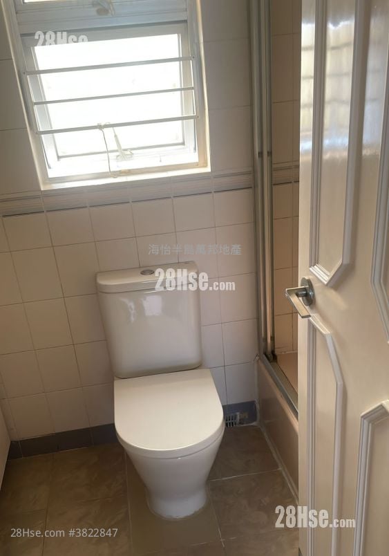 海怡半島 租盤 4 房 , 2 浴室 742 平方呎