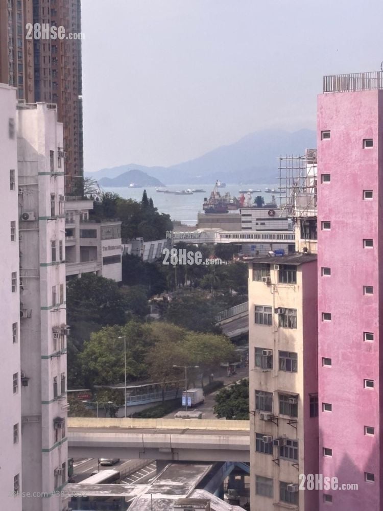 海岛中心 租盘 385 平方尺