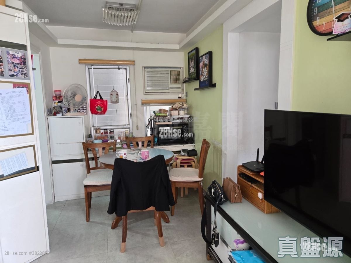 嘉湖山莊 售盤 3 房 , 1 浴室 549 平方呎