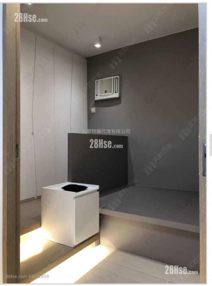 Vienna Garden Sell 2 Bedrooms 478 ft²