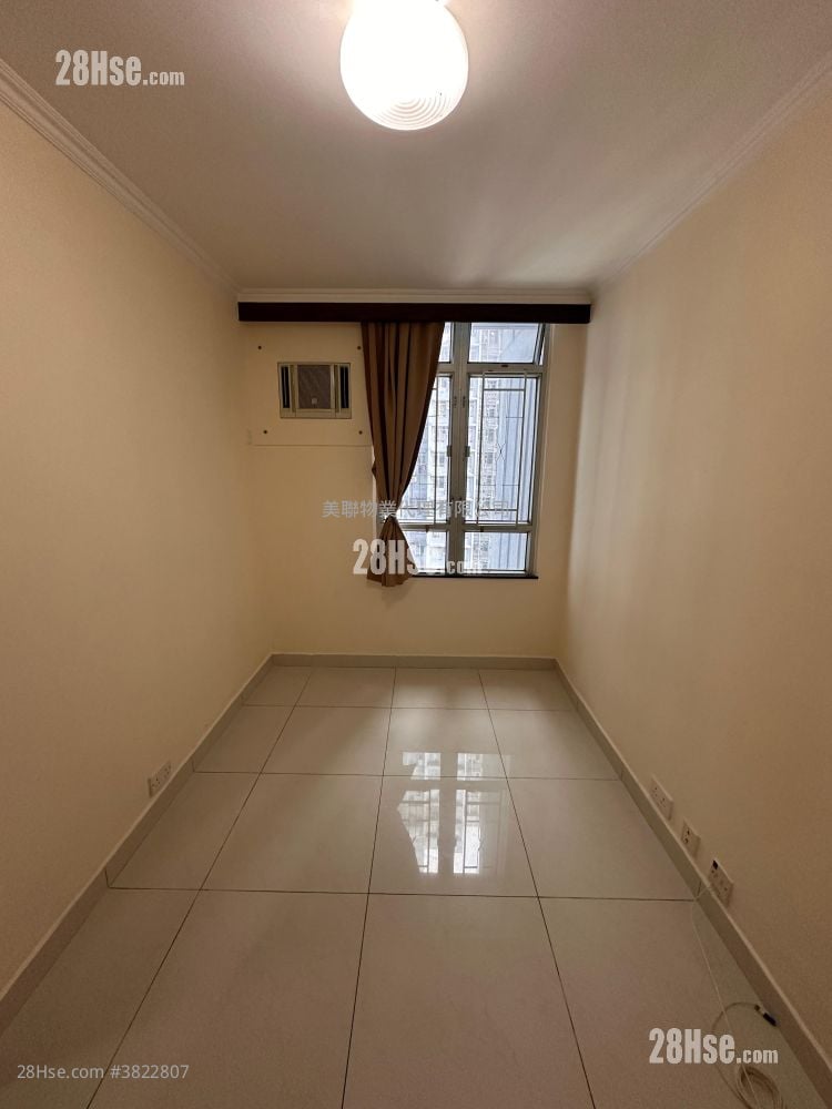 Po Ming Court Sell 1 Bedroom 212 ft²