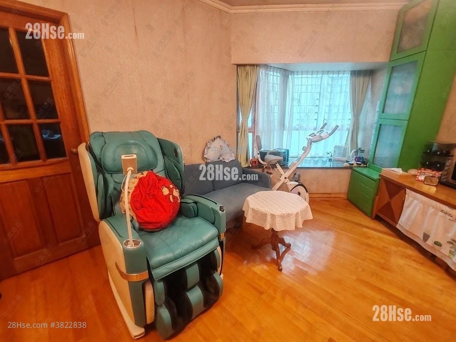 Greenpark Villa Sell 3 Bedrooms , 2 Bathrooms 716 ft²