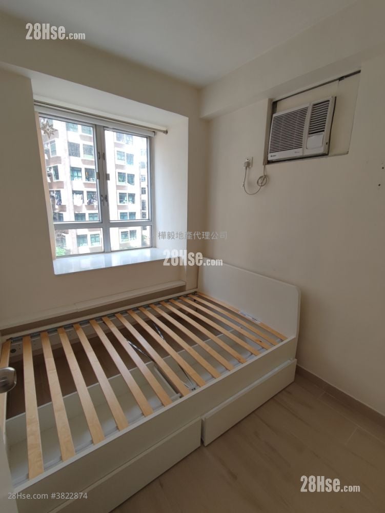 嘉辉花园 租盘 2 房 , 1 浴室 281 平方尺