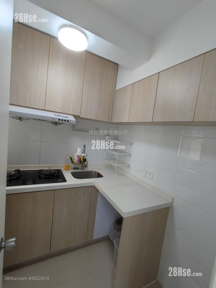 嘉辉花园 租盘 2 房 , 1 浴室 281 平方尺