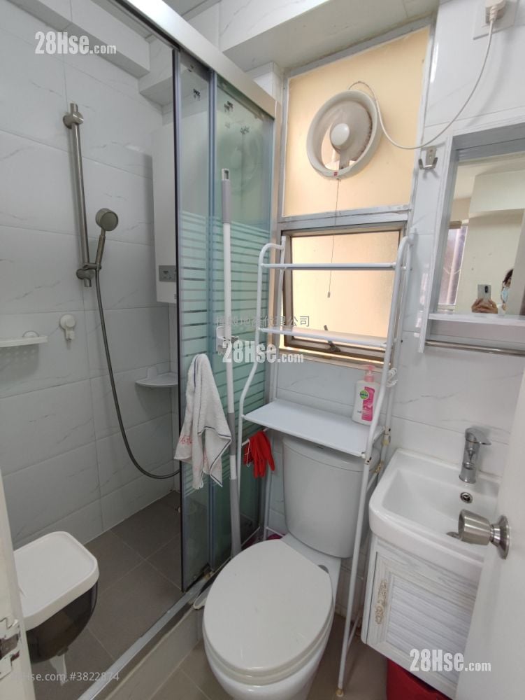 嘉辉花园 租盘 2 房 , 1 浴室 281 平方尺