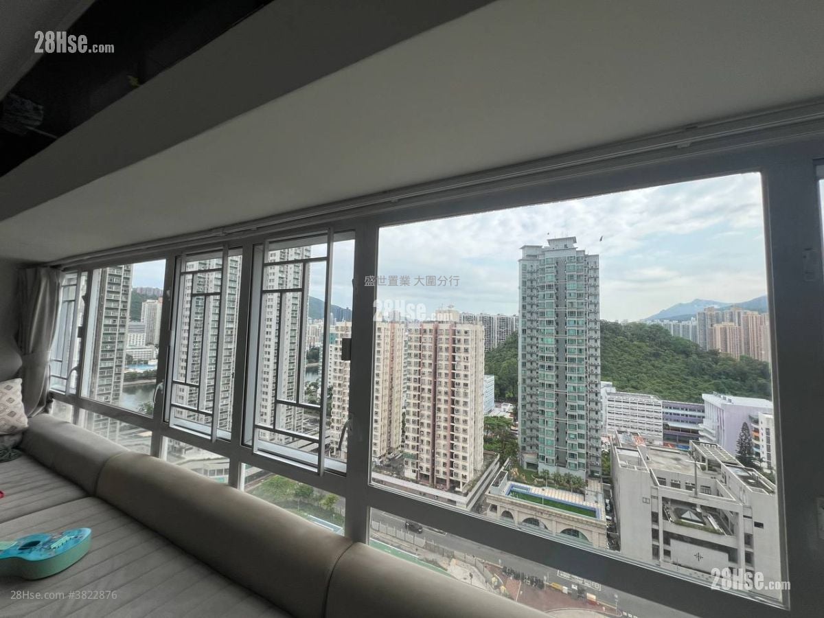 Greenfield Court Sell 3 Bedrooms , 3 Bathrooms 1,143 ft²