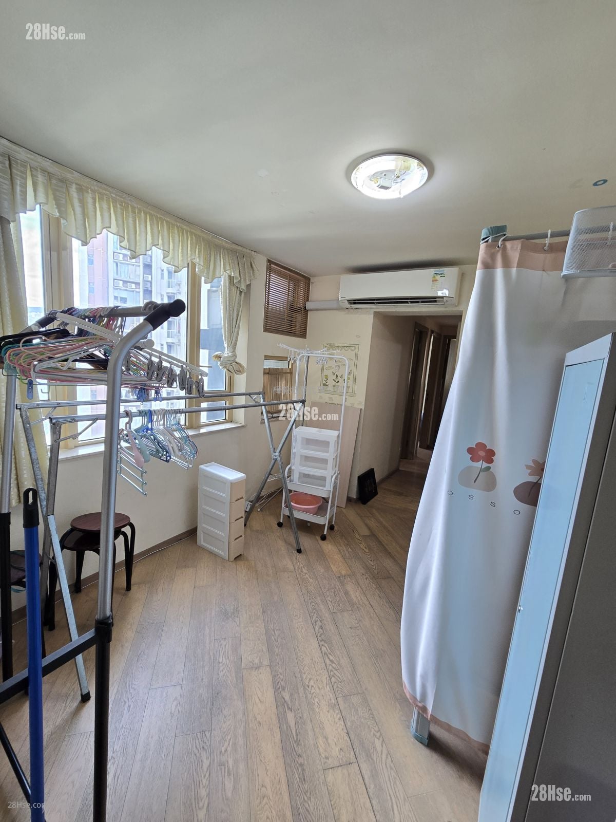 海滨南岸 租盘 3 房 , 2 浴室 590 平方尺