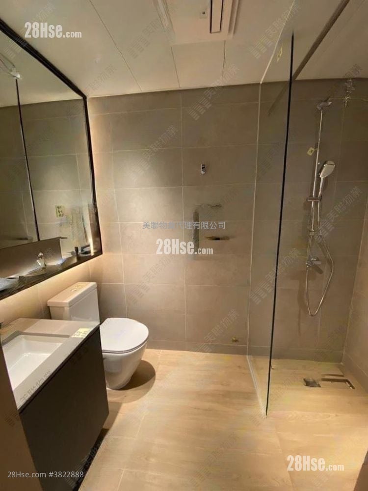 Lp6 Sell 2 Bedrooms , 1 Bathroom 429 ft²