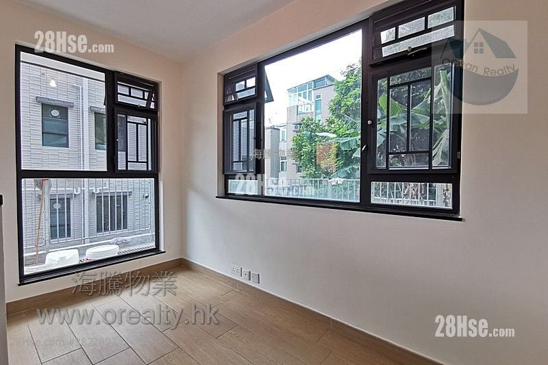 村屋 售盤 2 房 , 2 浴室 700 平方呎