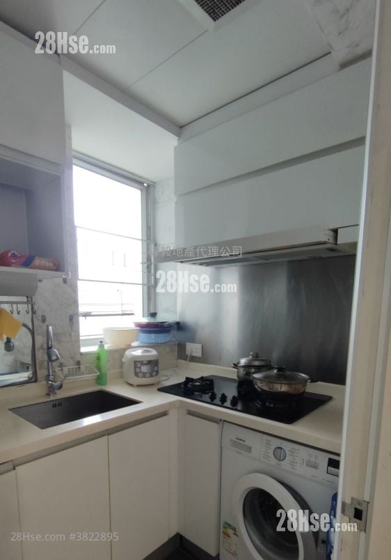 名城 租盘 3 房 , 2 浴室 688 平方尺