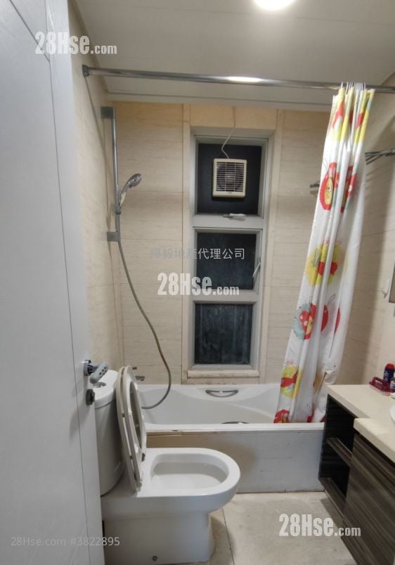 名城 租盘 3 房 , 2 浴室 688 平方尺