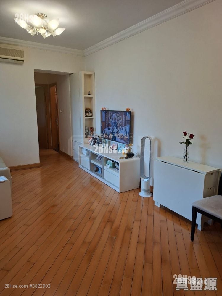 Liberte Sell 2 Bedrooms , 1 Bathroom 523 ft²