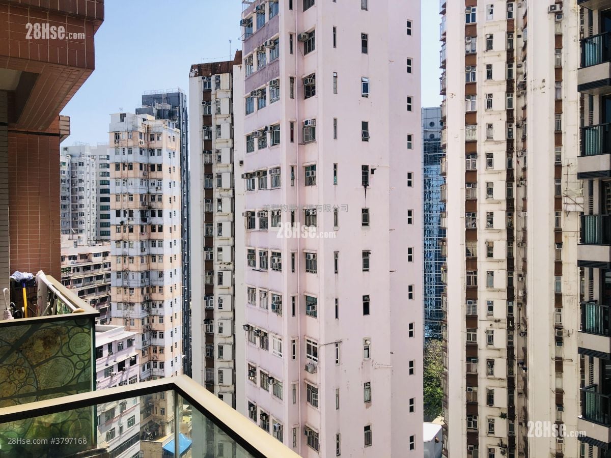 Grand Garden Sell 2 Bedrooms , 1 Bathroom 473 ft²