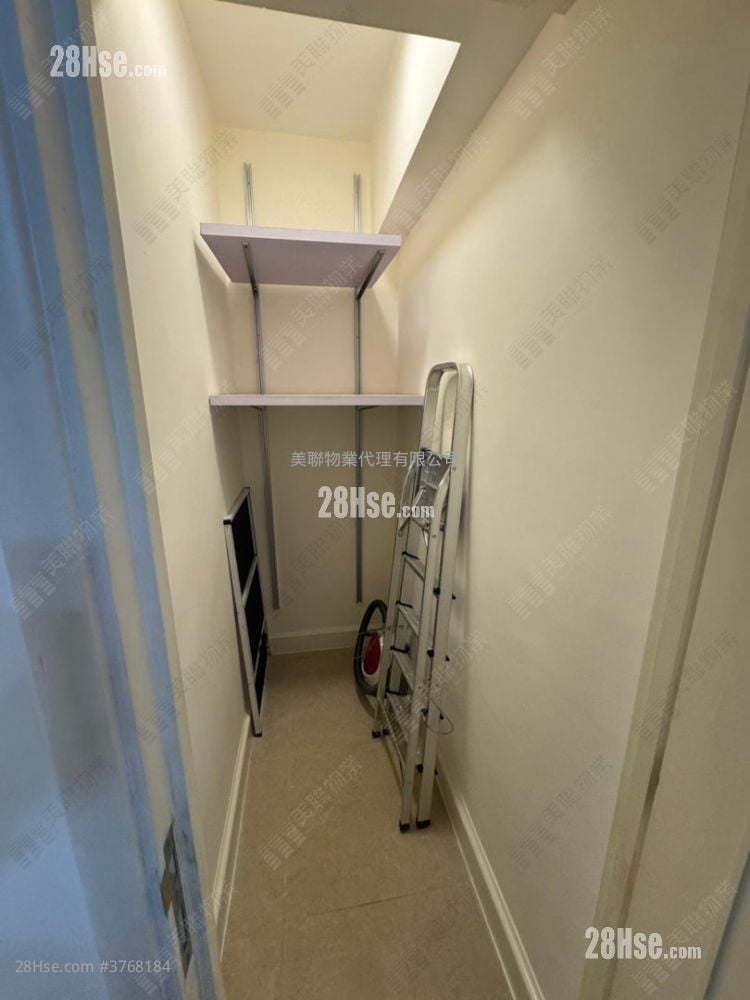 首都 售盤 4 房 , 2 浴室 713 平方呎