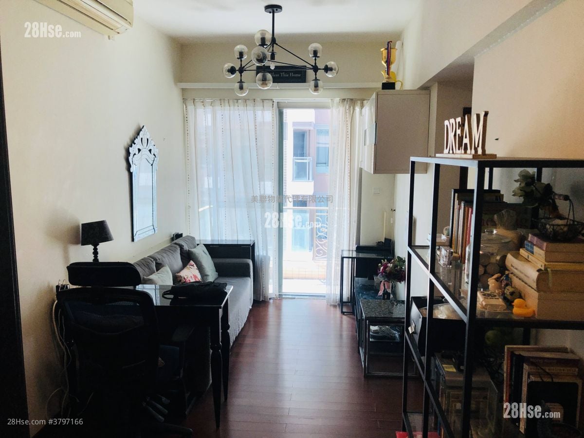Grand Garden Sell 2 Bedrooms , 1 Bathroom 473 ft²