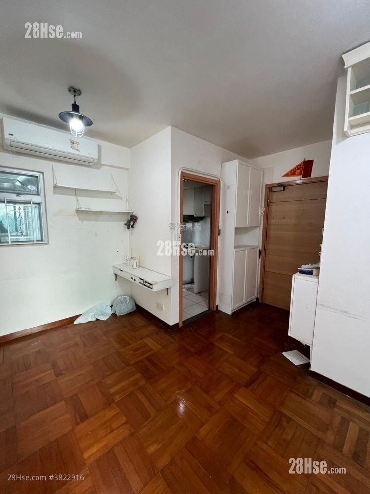 Metro Harbour View Sell 2 Bedrooms , 1 Bathroom 440 ft²