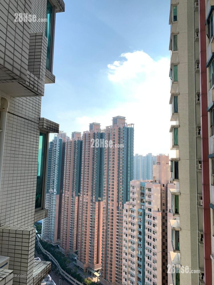 Metro Harbour View Sell 2 Bedrooms , 1 Bathroom 440 ft²