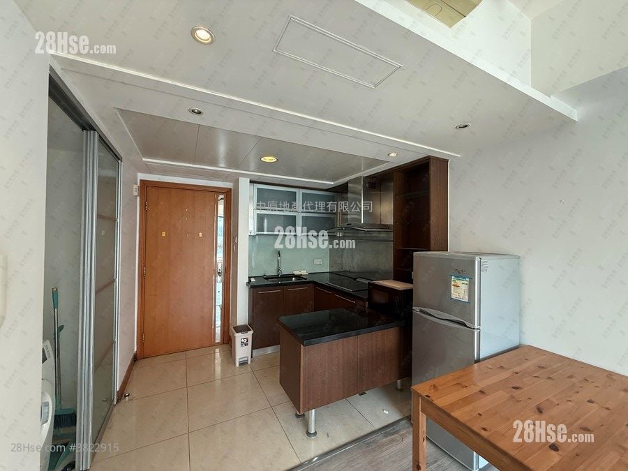 Chelsea Court Sell 1 Bedroom 464 ft²