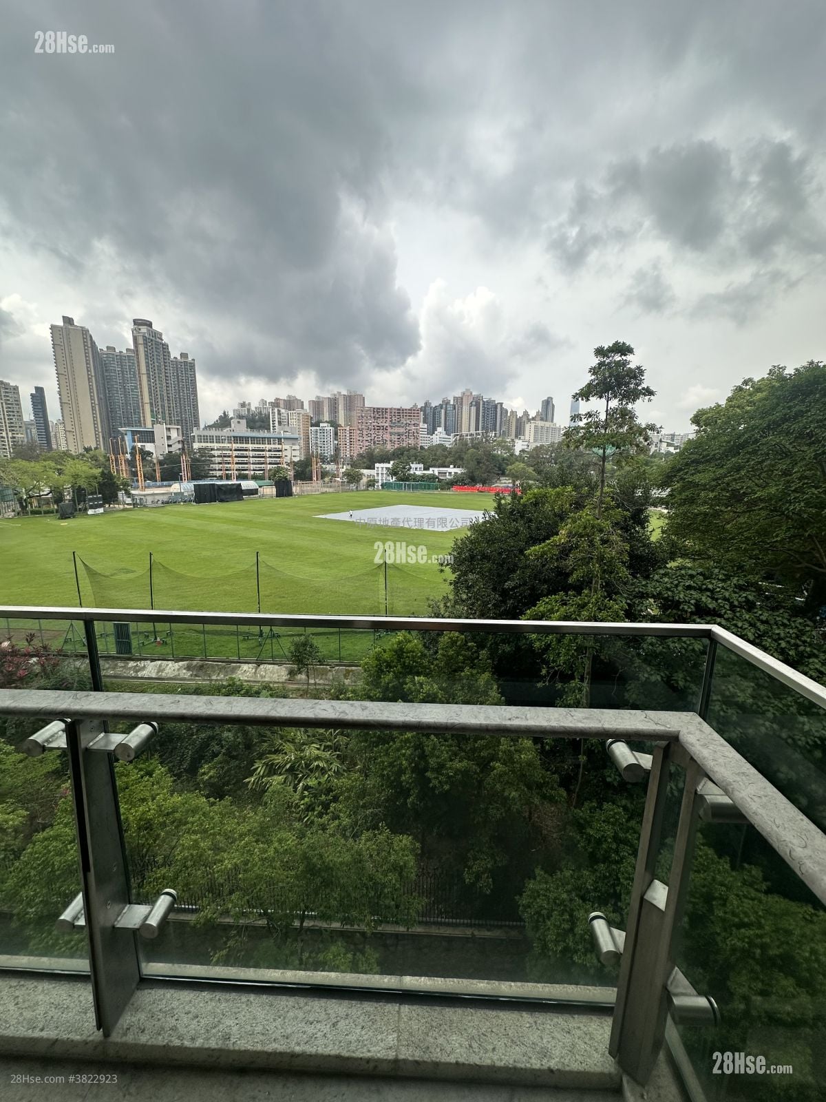 君柏 租盘 4 房 , 3 浴室 1,624 平方尺