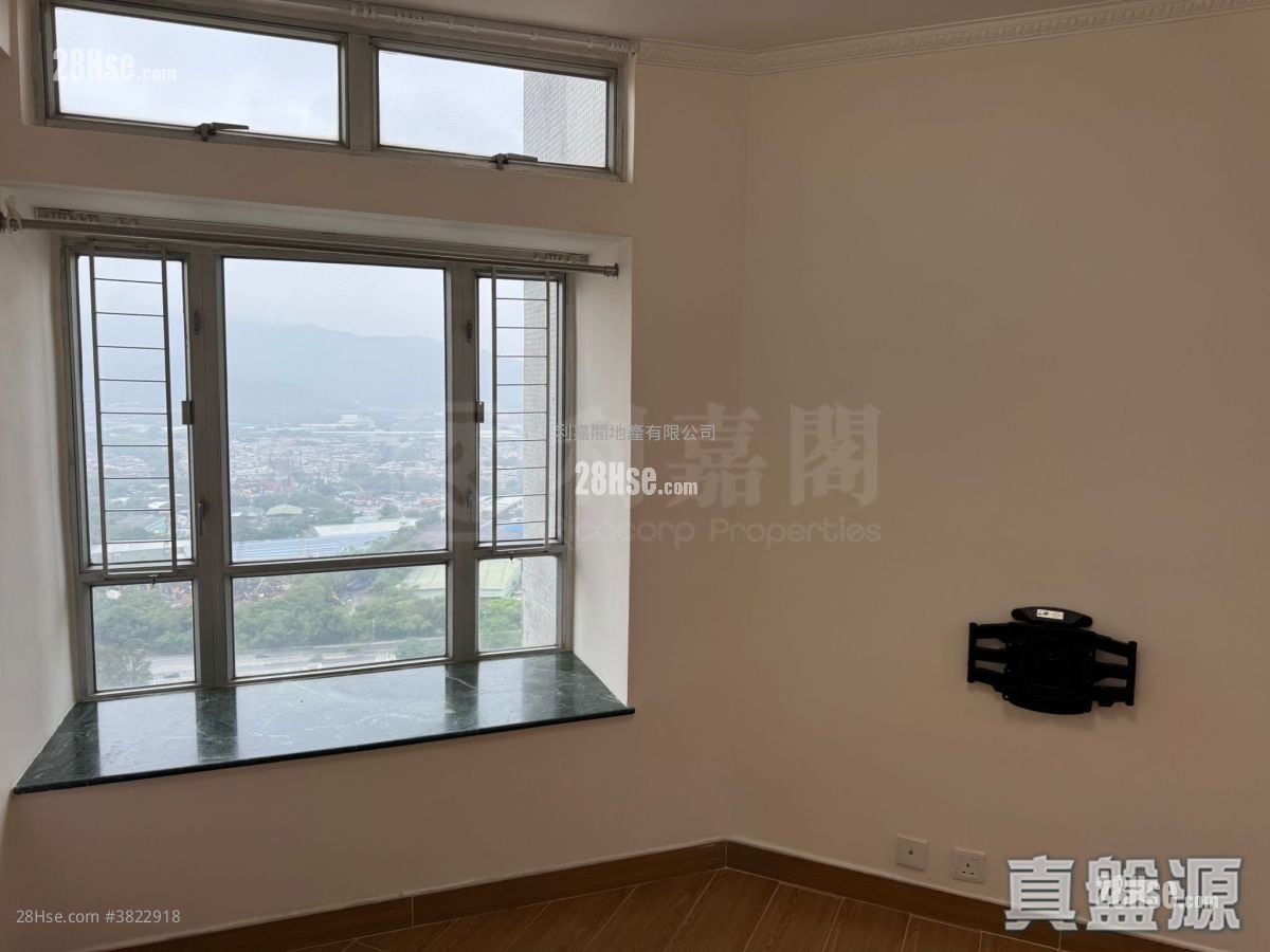 Kingswood Villas Sell 2 Bedrooms 449 ft²