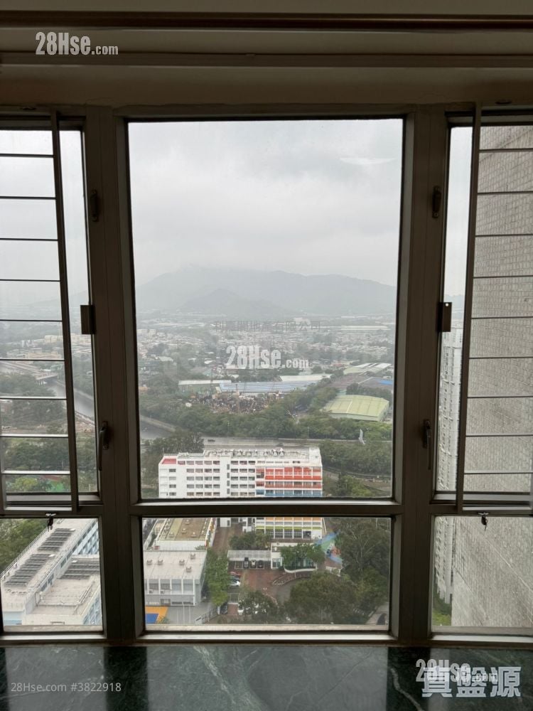 Kingswood Villas Sell 2 Bedrooms 449 ft²