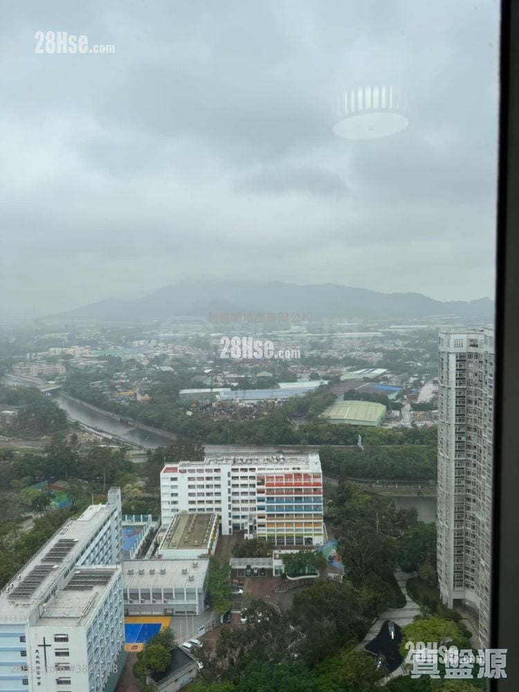 Kingswood Villas Sell 2 Bedrooms 449 ft²