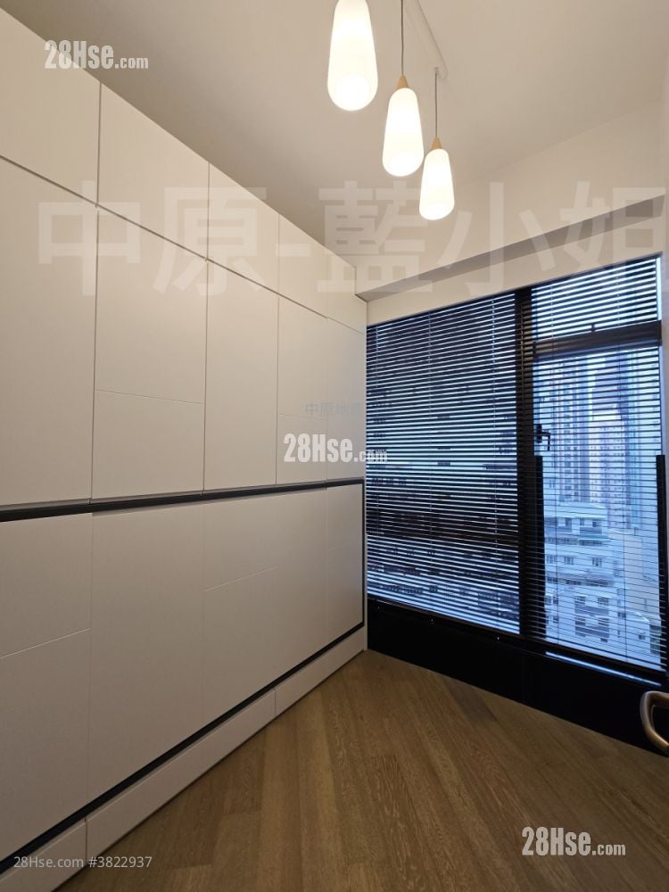 柏傲山 售盤 3 房 , 2 浴室 915 平方呎