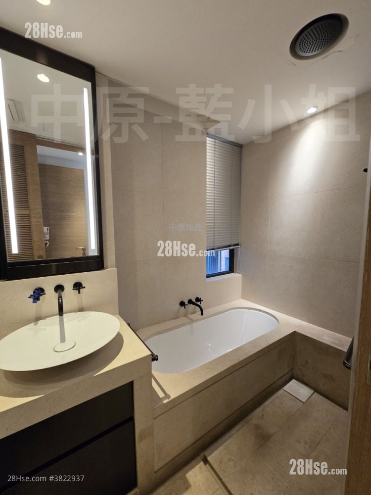 柏傲山 售盤 3 房 , 2 浴室 915 平方呎