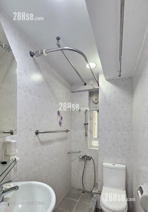 Kwong Tak Building (Mansion) Rental 1 Bedroom , 1 Bathroom 409 ft²