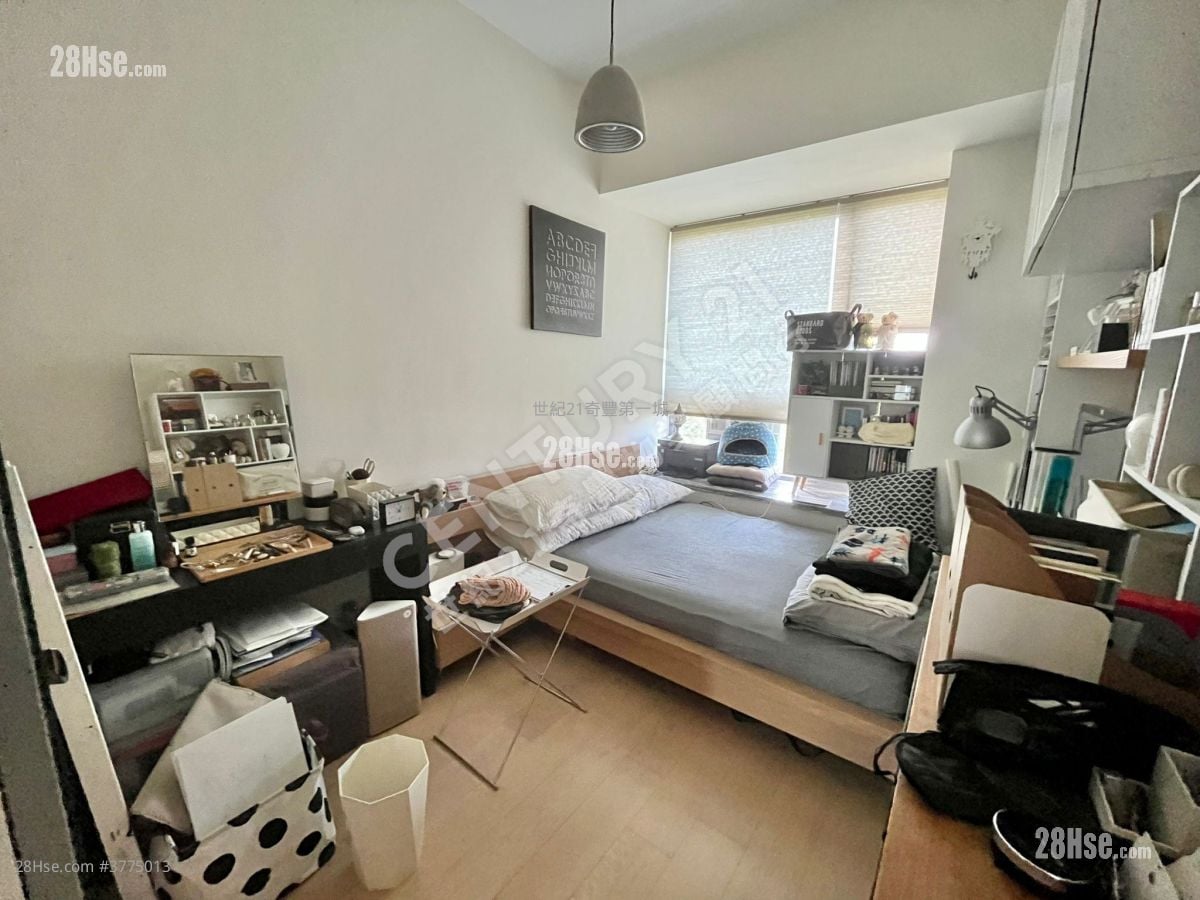 Double Cove Sell 3 Bedrooms , 2 Bathrooms 794 ft²