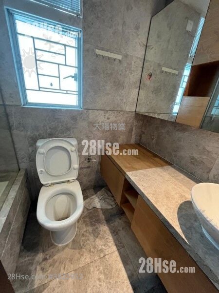 御‧豪門 售盤 3 房 856 平方呎