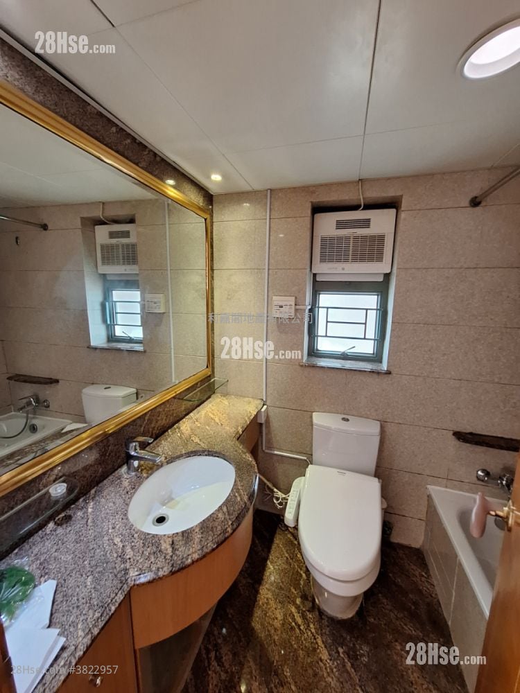 柏景灣 售盤 3 房 , 2 浴室 777 平方呎