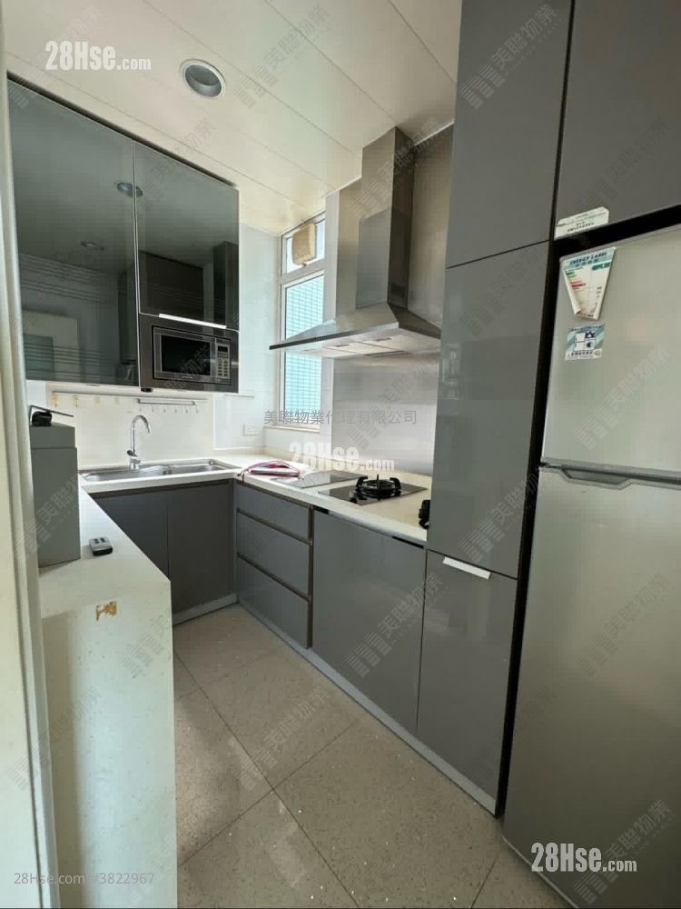 首都 售盤 4 房 840 平方呎