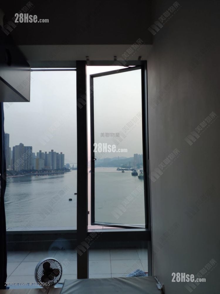 柏傲灣 售盤 3 房 , 2 浴室 875 平方呎