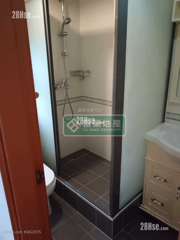 公爵閣 售盤 3 房 , 2 浴室 989 平方呎