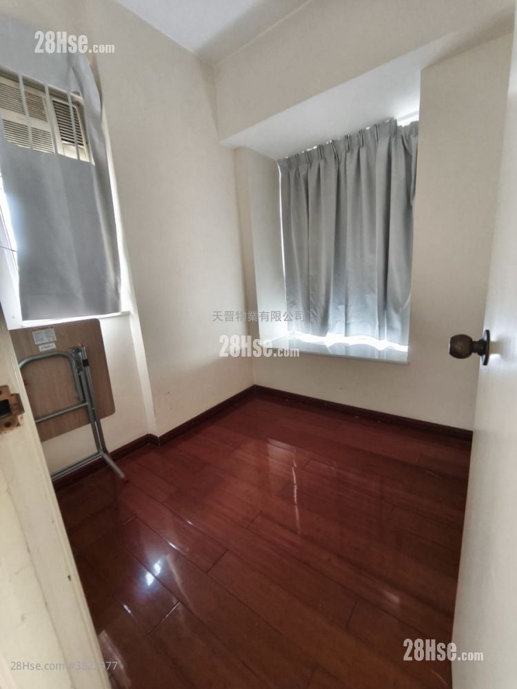 Fortuna Building Rental 2 Bedrooms , 1 Bathroom 252 ft²