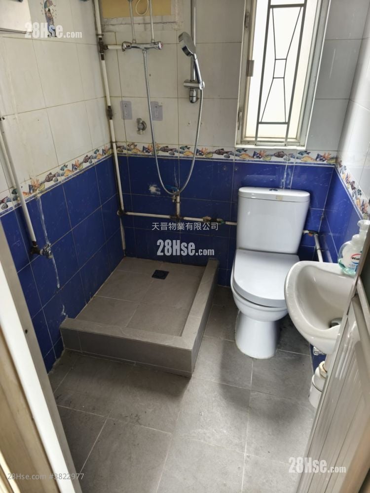 Fortuna Building Rental 2 Bedrooms , 1 Bathroom 252 ft²