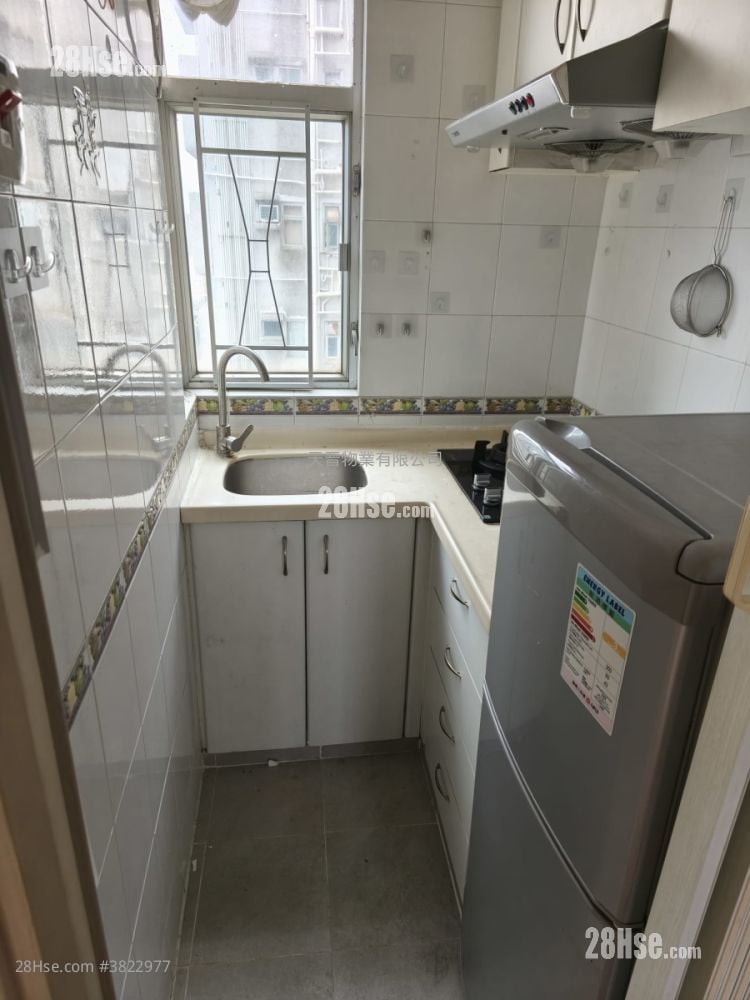 Fortuna Building Rental 2 Bedrooms , 1 Bathroom 252 ft²