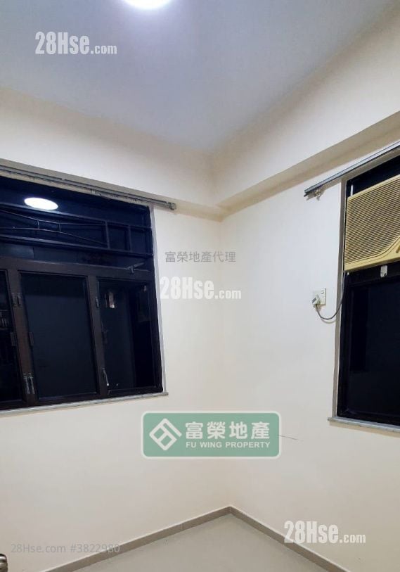 鑽石樓 售盤 2 房 , 1 浴室 360 平方呎