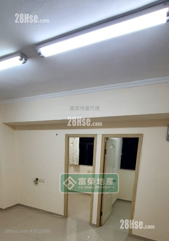 鑽石樓 售盤 2 房 , 1 浴室 360 平方呎