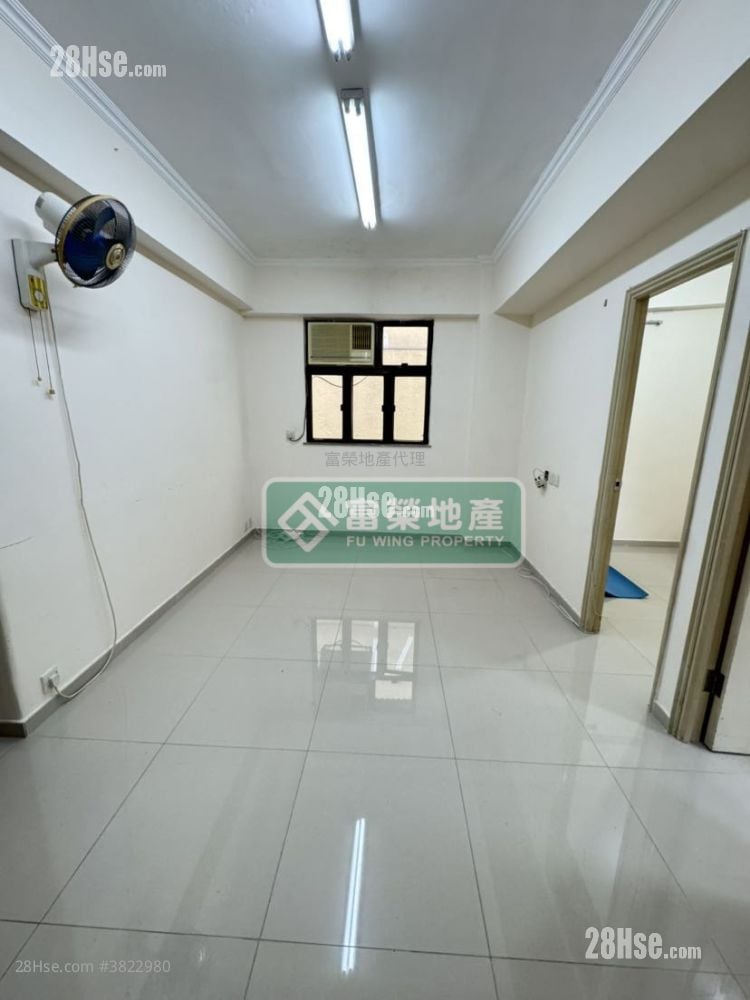 鑽石樓 售盤 2 房 , 1 浴室 360 平方呎