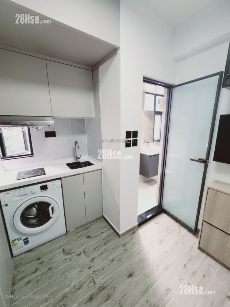 Appartment Rental 157 ft²